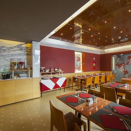 Ariosto Hotel Milan Luaran gambar