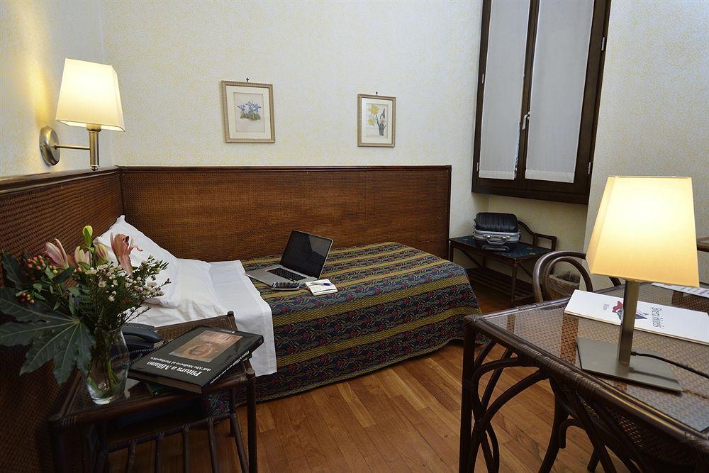 Ariosto Hotel Milan Luaran gambar