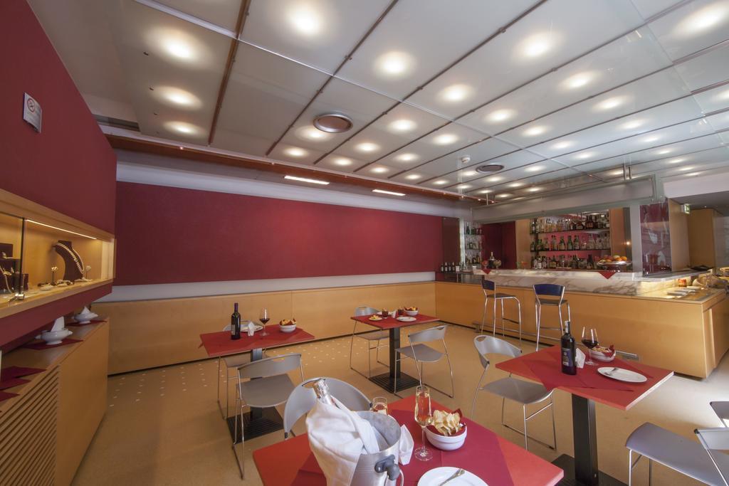 Ariosto Hotel Milan Luaran gambar