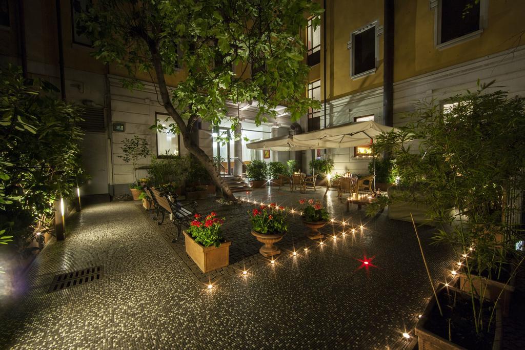 Ariosto Hotel Milan Luaran gambar