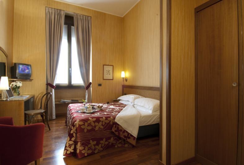 Ariosto Hotel Milan Luaran gambar