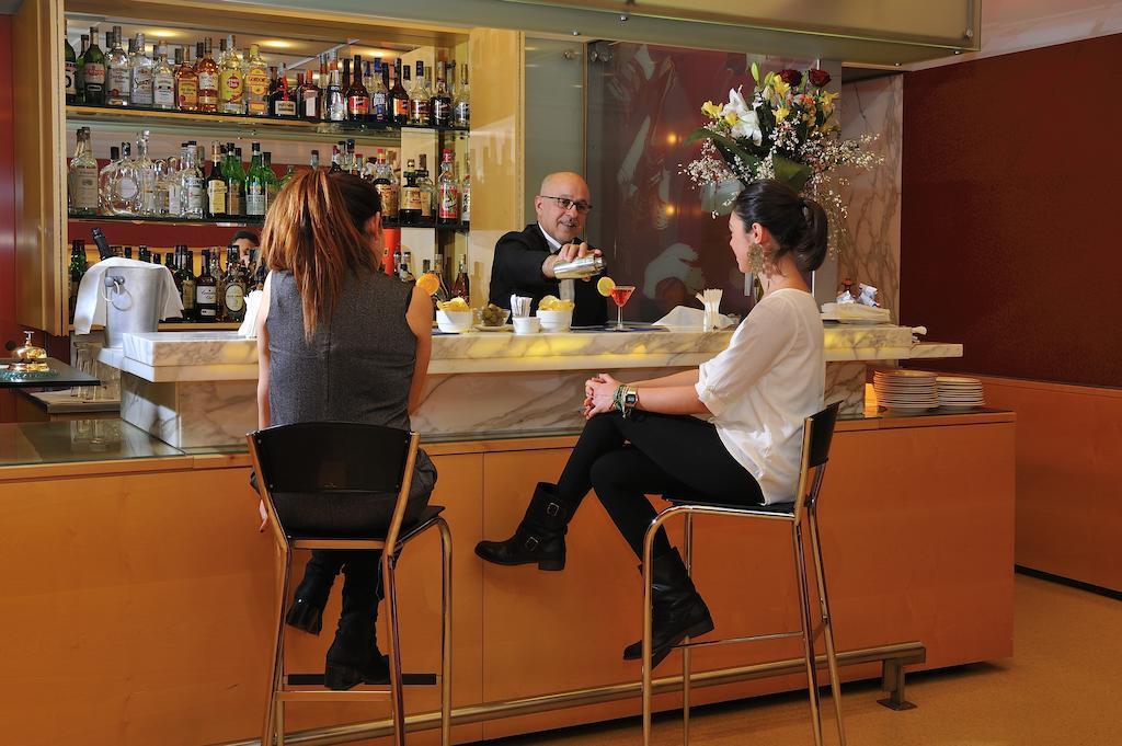 Ariosto Hotel Milan Luaran gambar