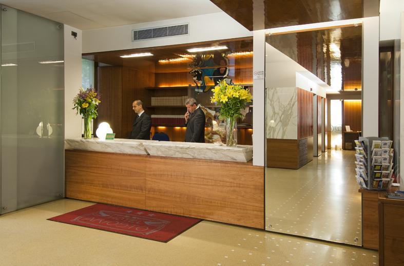 Ariosto Hotel Milan Luaran gambar