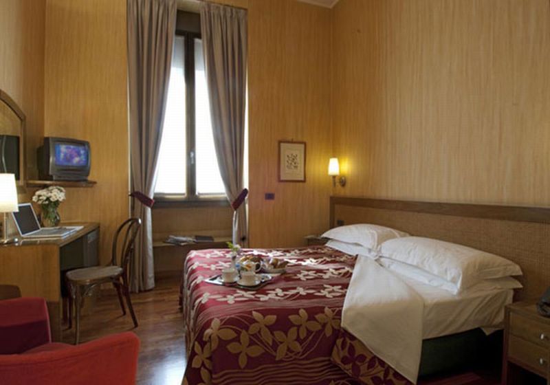 Ariosto Hotel Milan Luaran gambar