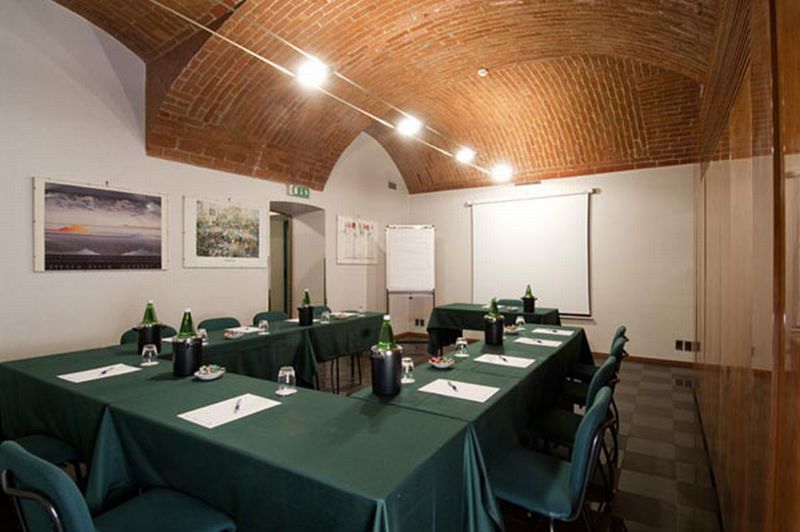 Ariosto Hotel Milan Luaran gambar